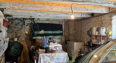 Charmante maison en pierre au cœur du village