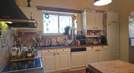 Propriété de charme – 3 maisons sur 2 ha, sans vis-à-vis, piscine, gîtes prêts à exploiter