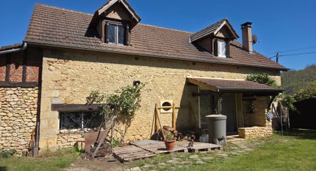 Propriété de charme – 3 maisons sur 2 ha, sans vis-à-vis, piscine, gîtes prêts à exploiter