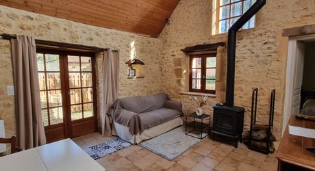 Propriété de charme – 3 maisons sur 2 ha, sans vis-à-vis, piscine, gîtes prêts à exploiter