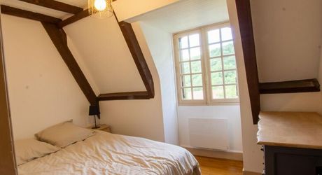 Propriété de charme – 3 maisons sur 2 ha, sans vis-à-vis, piscine, gîtes prêts à exploiter