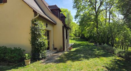 Maison 4 chambres avec grand terrain et vue campagne, sans vis-à-vis