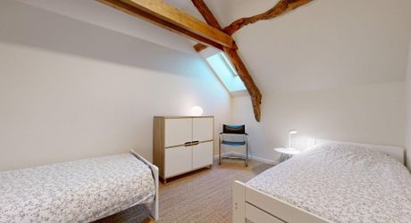 Maison de caractère rénovée avec piscine et vue dégagée entre Sarlat et  Souillac