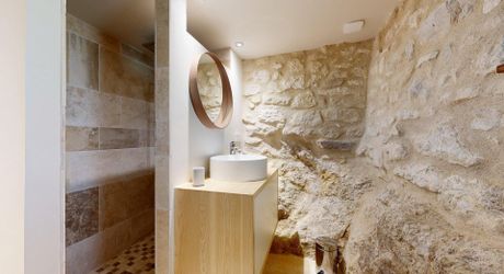 Maison de caractère rénovée avec piscine et vue dégagée entre Sarlat et  Souillac