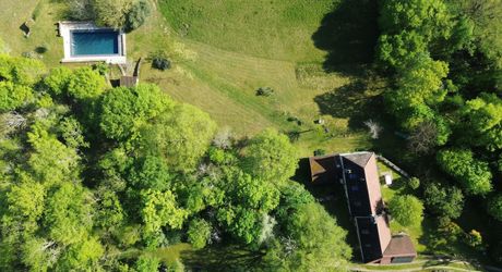 Maison de caractère rénovée avec piscine et vue dégagée entre Sarlat et  Souillac