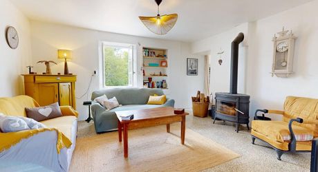 Maison ancienne charmante avec petite dépendance dans un petit hameau