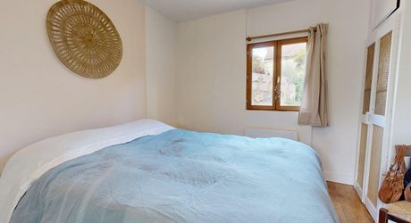 Maison ancienne charmante avec petite dépendance dans un petit hameau