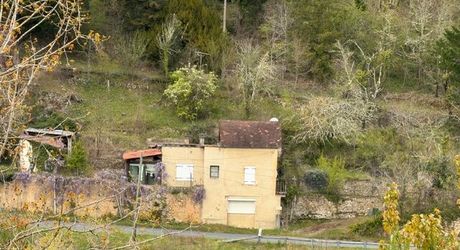 PETIT PRIX Maison à rénover entièrement – Avis aux amateurs de défis !