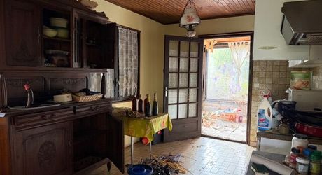 PETIT PRIX Maison à rénover entièrement – Avis aux amateurs de défis !