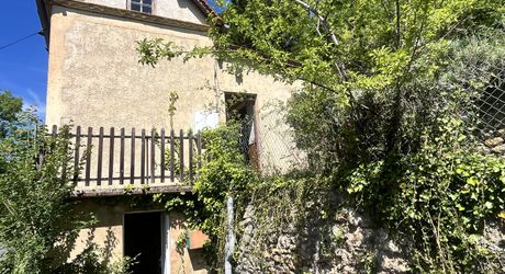 PETIT PRIX Maison à rénover entièrement – Avis aux amateurs de défis !