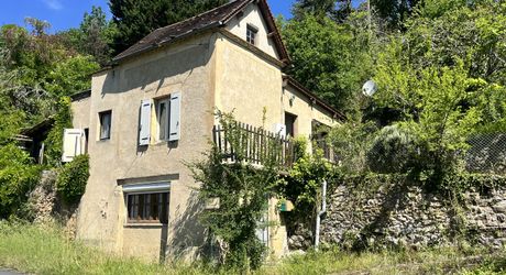 PETIT PRIX Maison à rénover entièrement – Avis aux amateurs de défis !