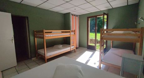 Spacieuse longère 13 pièces avec piscine à Beaumontois