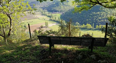 Entre ciel et vallées, une maison de pierre au cœur du Périgord Noir