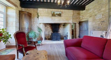 EXCLUSIVITÉ - Manoir médiéval avec vue panoramique et jardin suspendu en Périgord Noir proche Sarlat