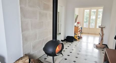 Maison de ville avec jardin et piscine