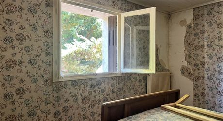 Beau bien de caractère avec dépendances à rénover – Idéal projet touristique ou familial Périgord Noir