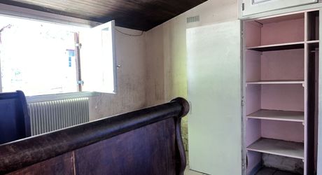 Beau bien de caractère avec dépendances à rénover – Idéal projet touristique ou familial Périgord Noir