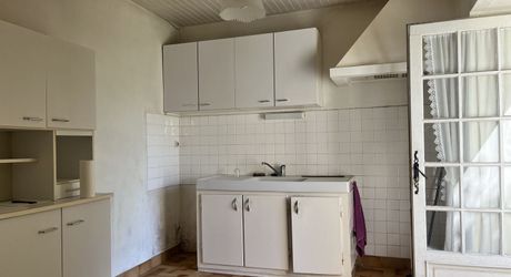Maison en pierre à rénover entièrement – Proche Belvès.