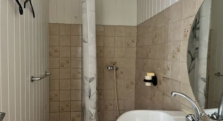 Maison en pierre à rénover entièrement – Proche Belvès.