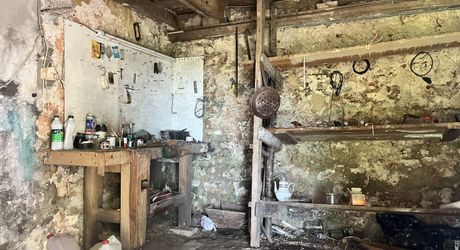 Maison en pierre à rénover entièrement – Proche Belvès.