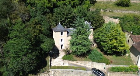 Maison en pierre à rénover entièrement – Proche Belvès.