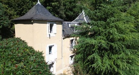 Maison en pierre à rénover entièrement – Proche Belvès.