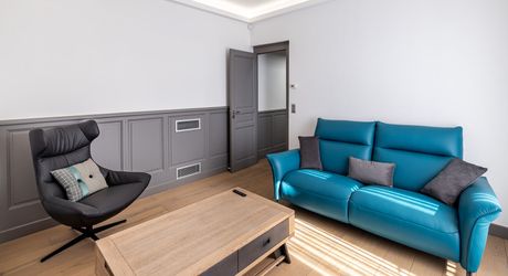 Sarlat-la-Canéda – Maison de ville entièrement rénovée avec espace balnéo, ascenseur, terrasses et stationnement
