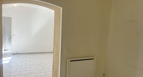 Maison avec 2 chambres, proche de toutes commodités
