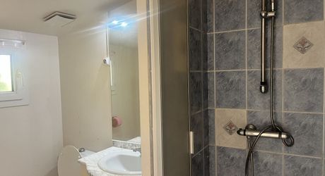 Maison avec 2 chambres, proche de toutes commodités