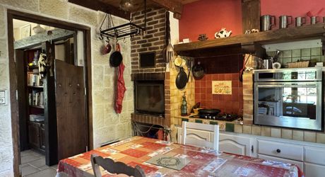 Maison de plain-pied 3 chambres sur 9 899 m² de terrain