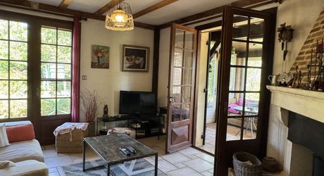 Maison de plain-pied 3 chambres sur 9 899 m² de terrain