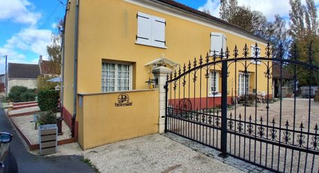 Grande maison de famille sur un joli terrain de 1500 m2 !