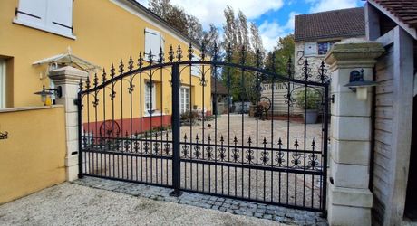 Grande maison de famille sur un joli terrain de 1500 m2 !