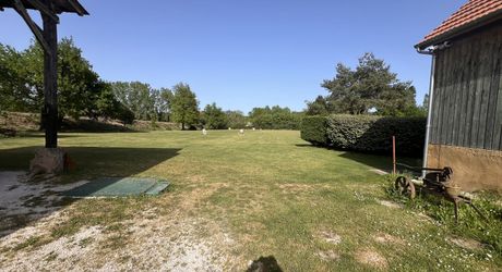 Golf 9 trous avec maison d'habitation, restaurant et dépendances Perigord Noir