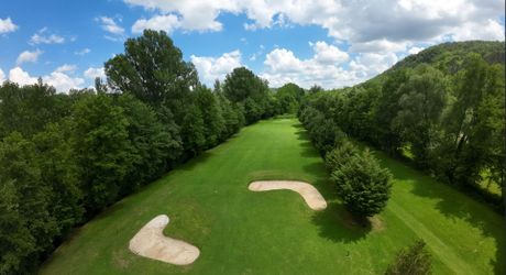 Golf 9 trous avec maison d'habitation, restaurant et dépendances Perigord Noir