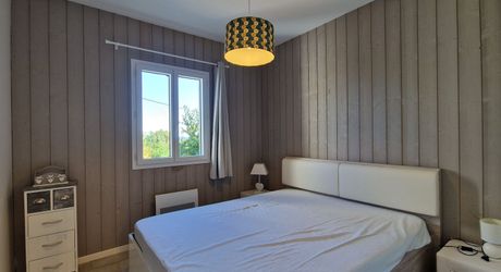Maison Principale, Gîte, Piscine, Belle Vue et terrain de plus de 4000m2