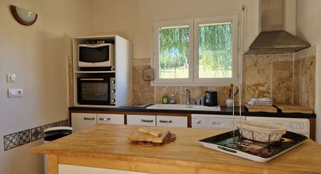 Maison Principale, Gîte, Piscine, Belle Vue et terrain de plus de 4000m2