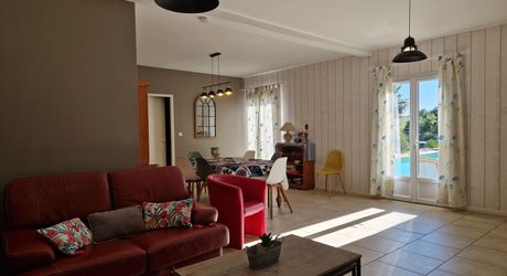 Maison Principale, Gîte, Piscine, Belle Vue et terrain de plus de 4000m2