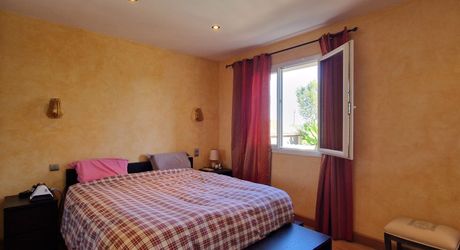 Maison Principale, Gîte, Piscine, Belle Vue et terrain de plus de 4000m2
