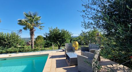 Maison Principale, Gîte, Piscine, Belle Vue et terrain de plus de 4000m2