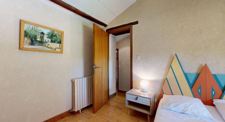 Maison de charme avec gîte et piscine au calme