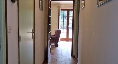 Maison de Plain pied et jardin proche des commerces.