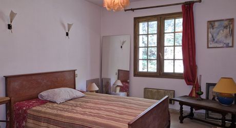 Maison de Plain pied et jardin proche des commerces.