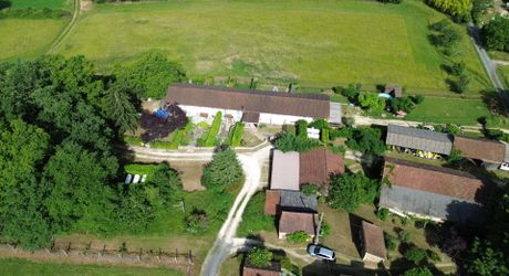 Ensemble immobilier de 5 logements – Investissement locatif avec dépendances