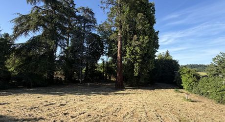 Propriété de caractère avec maison de maître, dépendances et parc arboré au cœur du Périgord Noir