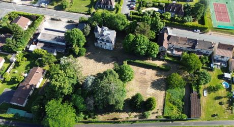 Propriété de caractère avec maison de maître, dépendances et parc arboré au cœur du Périgord Noir