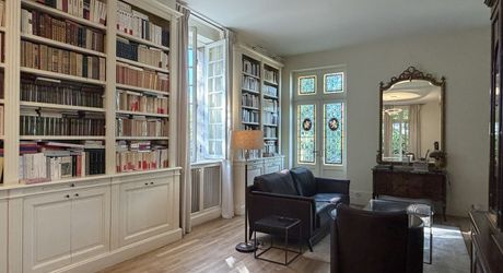Propriété de caractère avec maison de maître, dépendances et parc arboré au cœur du Périgord Noir
