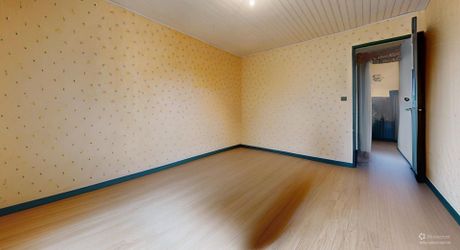 Demeure de caractère de 235 m², 5 chambres, dépendances et puits, proche des commerces 