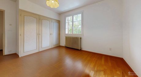 Maison familiale ultra-fonctionnelle : plain-pied avec un fort potentiel aux portes du village.Visite virtuelle sur demande
