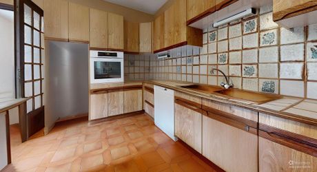 Maison familiale ultra-fonctionnelle : plain-pied avec un fort potentiel aux portes du village.Visite virtuelle sur demande